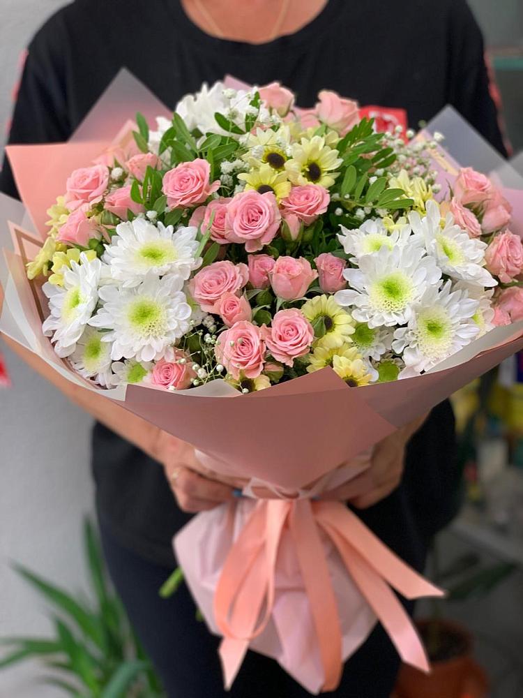 Букет цветов из: Розы и Хризантемы в Новомалороссийской