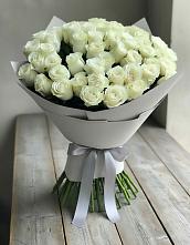 Букет 35 Белых роз в Новомалороссийской