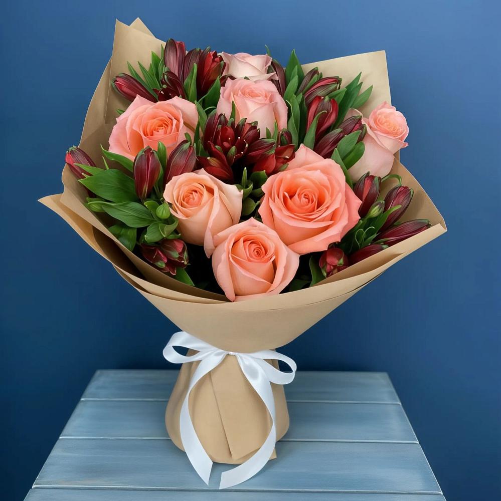 Букет цветов из: Розы и Альстромерии в Новомалороссийской