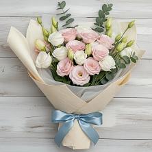 Букет цветов из:  Лизиантусы в Новомалороссийской