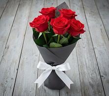 Букет 5 Красных роз Эдлесс Лав #REPLACE_PRED# Новомалороссийской