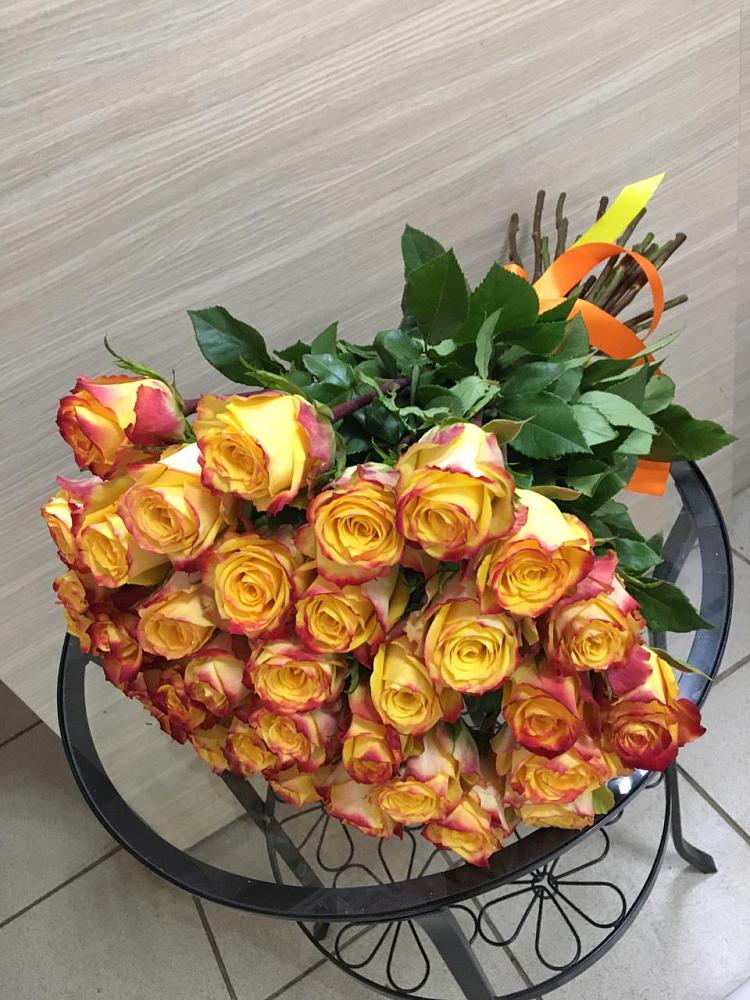 Букет Желтые розы в Новомалороссийской