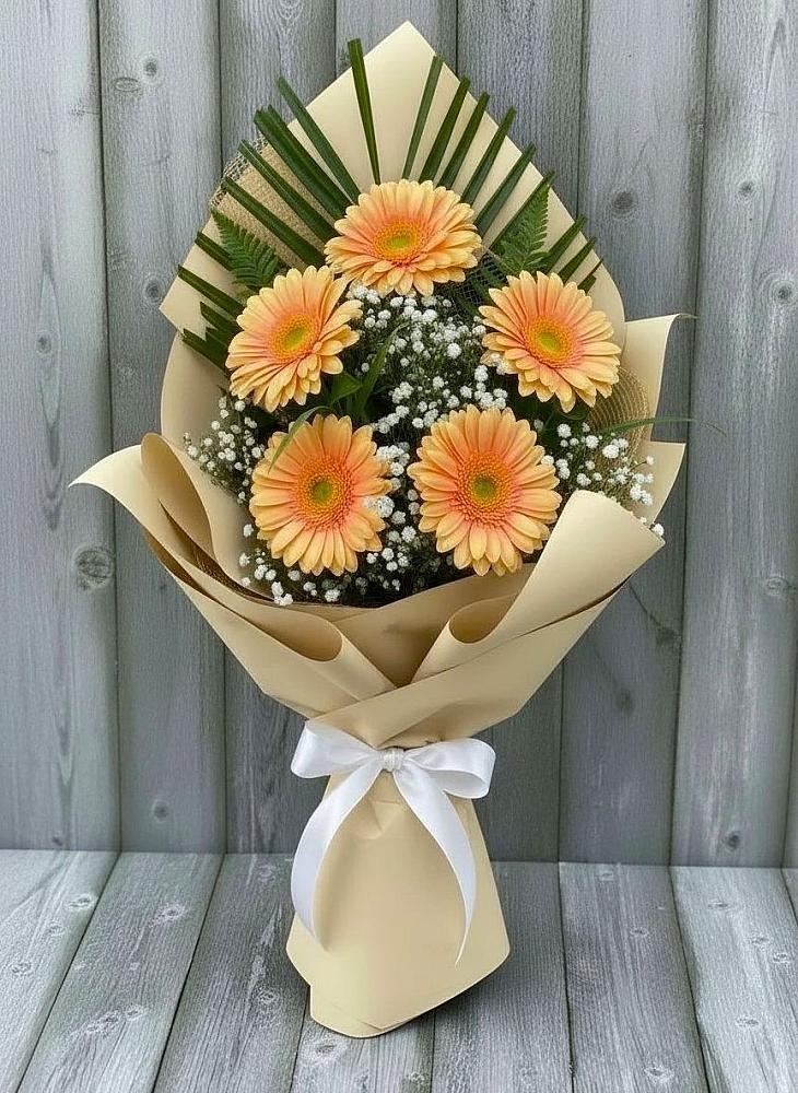 Букет цветов из: Герберы в Новомалороссийской