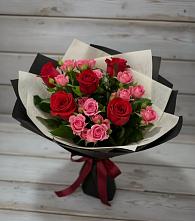 Букет цветов из:  Розы в Новомалороссийской