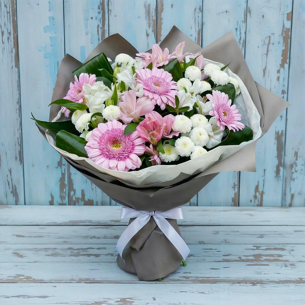 Букет цветов из: Герберы, Альстромерии и Хризантемы в Новомалороссийской