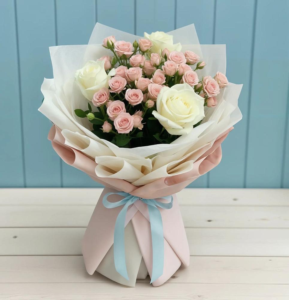 Букет цветов из: Розы в Новомалороссийской